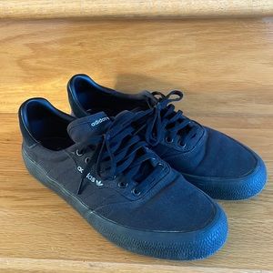 Adidas shoes for men size 9